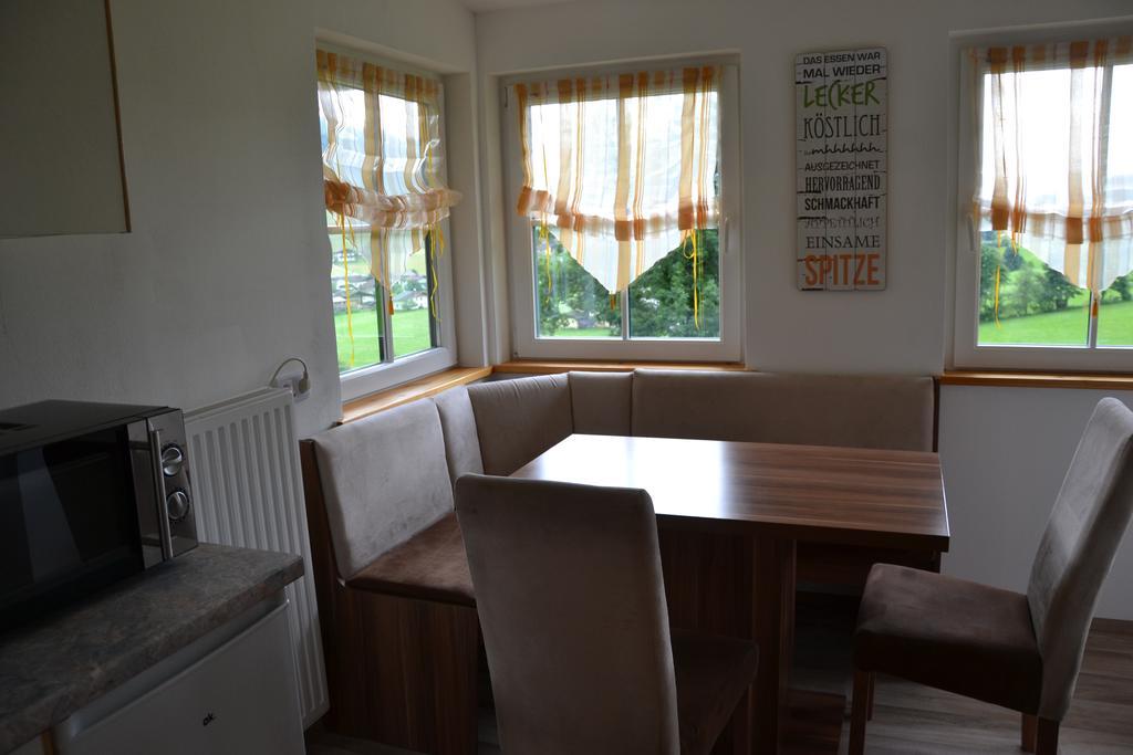 Schnoellhof Bed and Breakfast Sankt Martin am Tennengebirge Exteriör bild